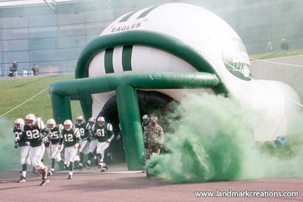 EMU Inflatable Football Helmet Tunnel